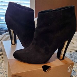 Call it Spring Women's Lovelarwen Ankle Bootie
